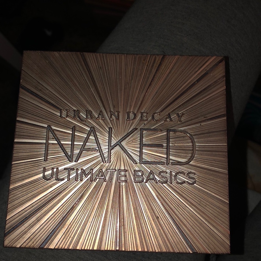 Urban Decay naked ultimate basics palette